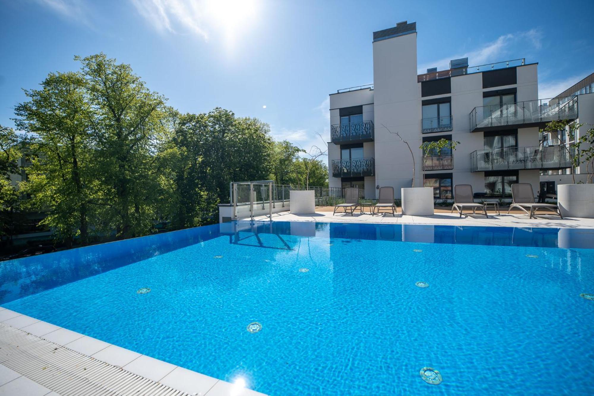 Faro Apartamenty Nadmorskie Tarasy Spa Przy Latarni I Molo Baseny, Sauny, Fitness I Parking W Cenie Kolobrzeg Bagian luar foto